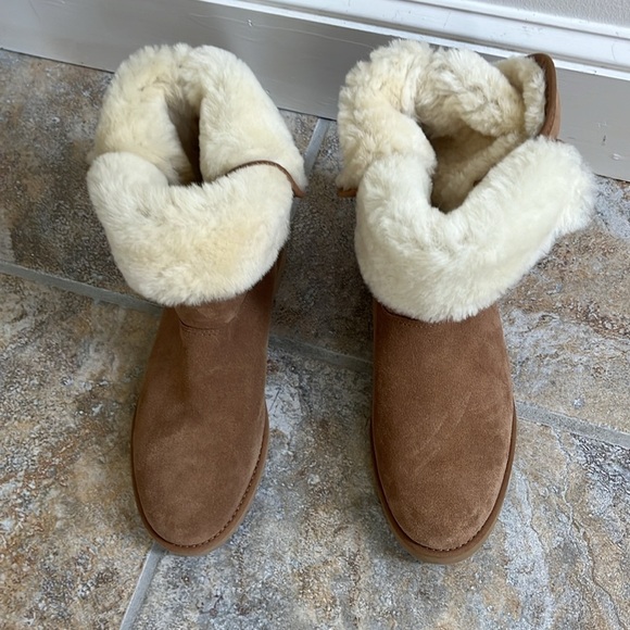 Ugg Michelle Chestnut Boots Size 8.5 NEW - Picture 12 of 16